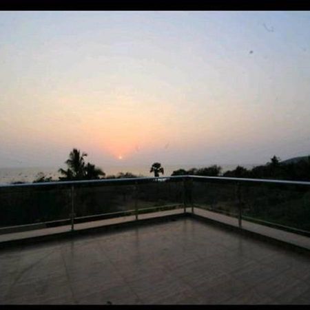 Seashore Beach Resort Calangute Bagian luar foto