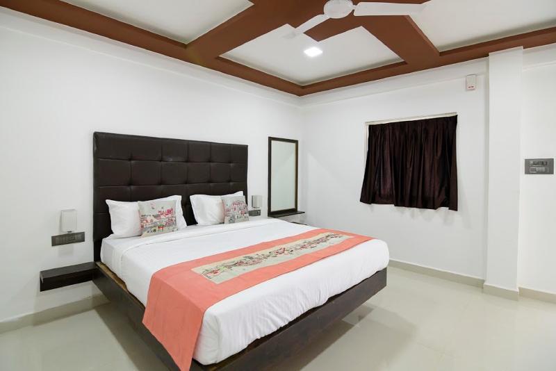 Seashore Beach Resort Calangute Bagian luar foto