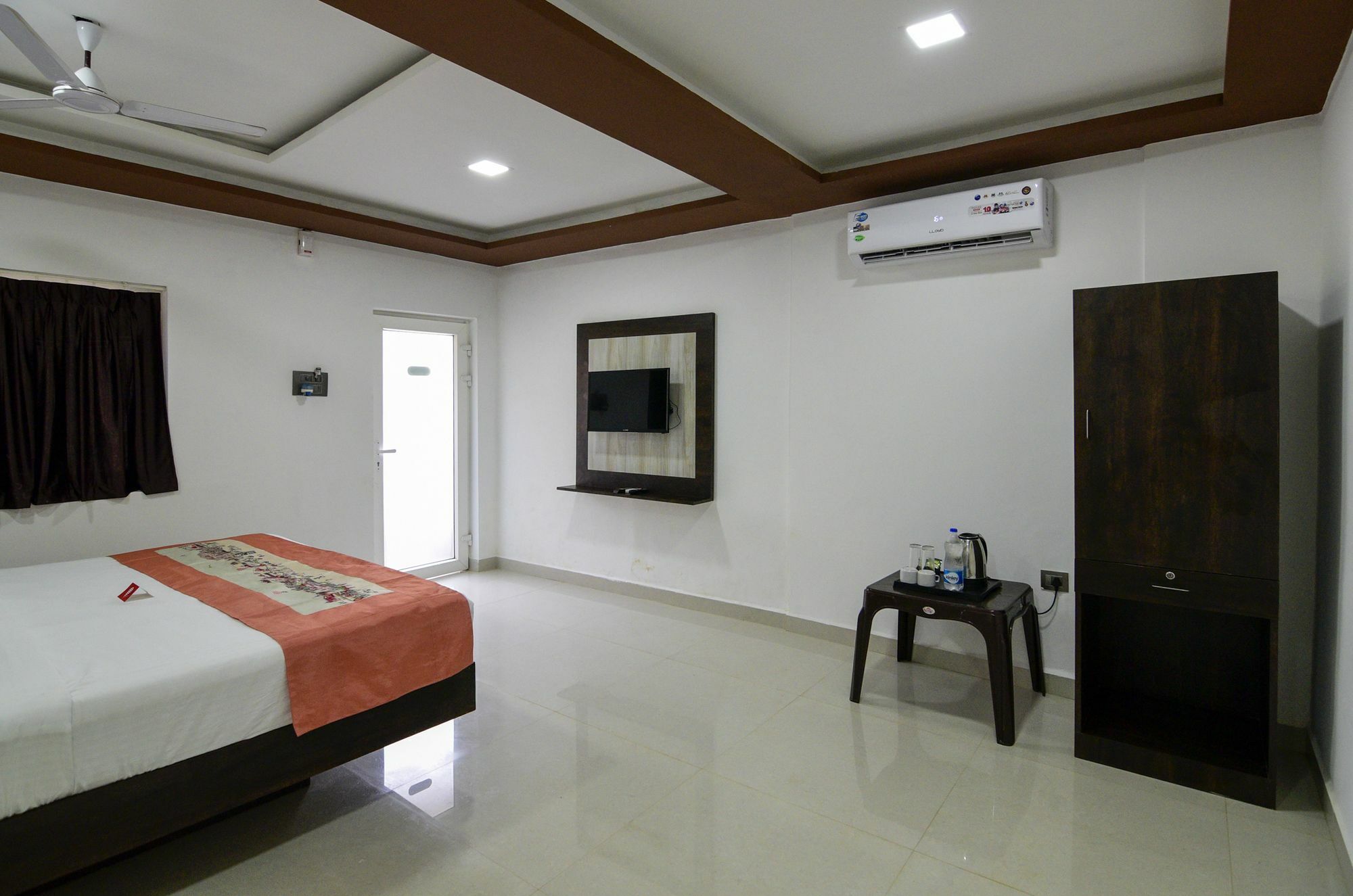 Seashore Beach Resort Calangute Bagian luar foto
